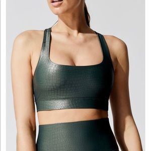 Carbon38 Takara croc bra green small New!